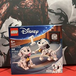 LEGO Disney One Hundred and One Dalmatians Lucky & Penny 101 Dalmatians Puppies