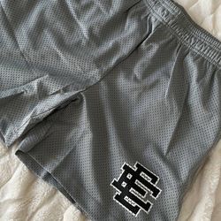 Eric Emanuals Shorts Size Adult M-L Apple Pay Avalaible Meet Ups Only In Holtville CA
