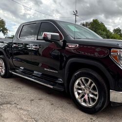 2021 GMC-SIERRA 