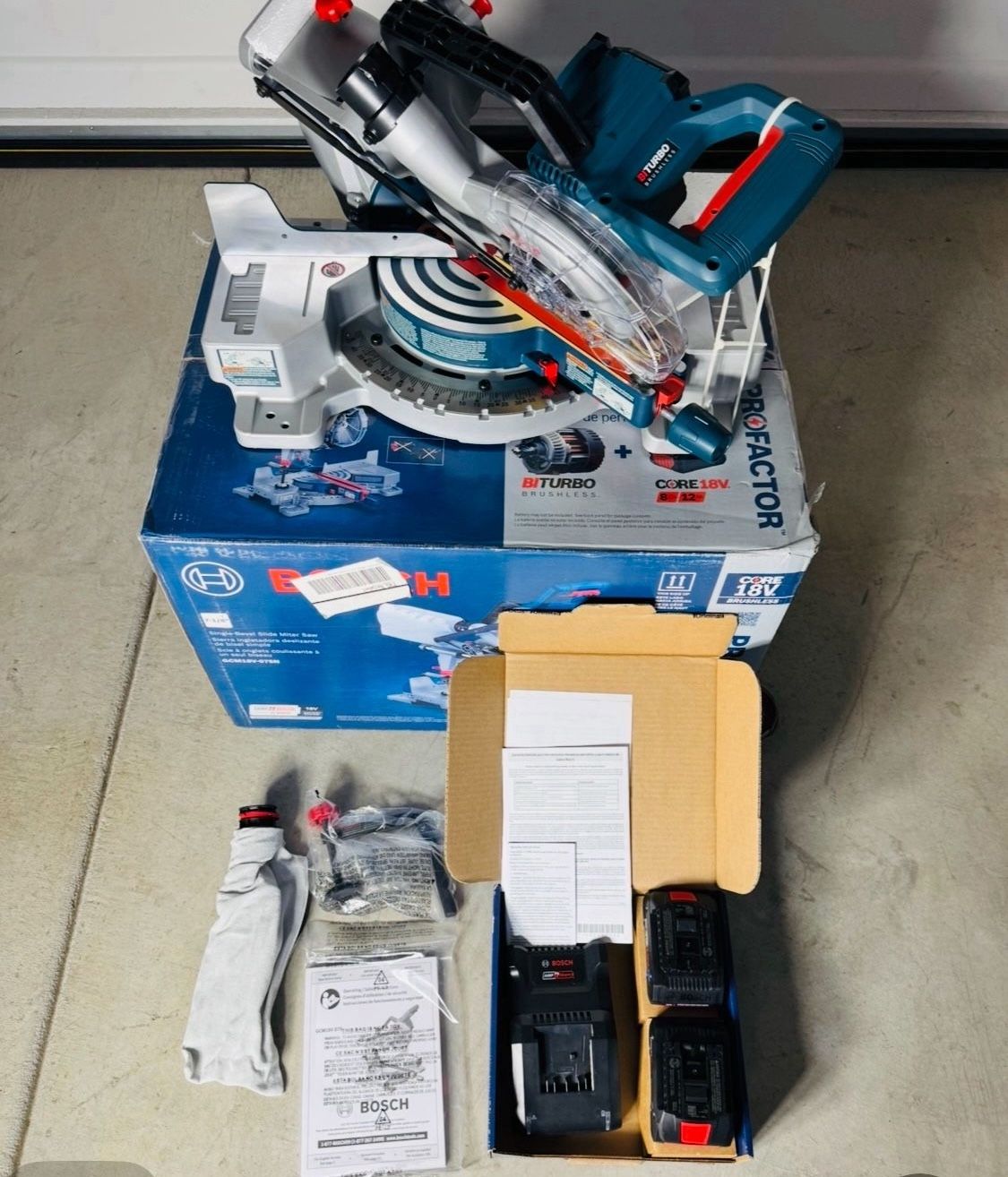 Bosch Profactor 7-1/4-in 18volt Sliding Compound Cordless Miter Saw with two 4ah battery and charger