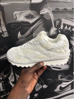 Bottega white