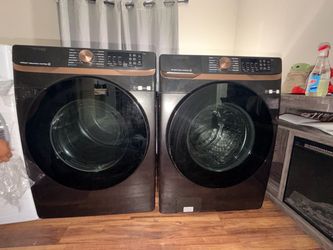 With washer and dryer set