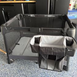 4 Moms Pack N Play