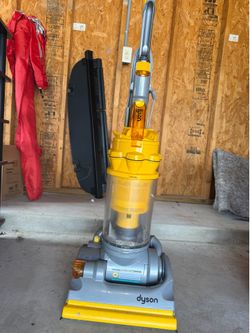 Dyson all floors upright vaccum cleaner-works perfect