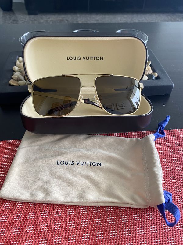 Louis Vuitton Sunglasses for Sale in Miami Beach, FL - OfferUp