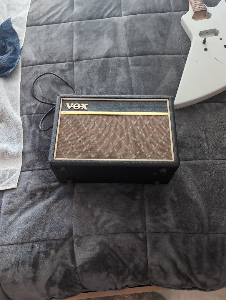 Vox Pathfinder 10