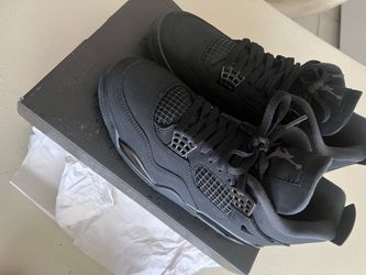 Jordan 4 black cats 2025 men’s 8.5 like new
