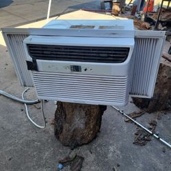 Frigidaire Air Conditioner 