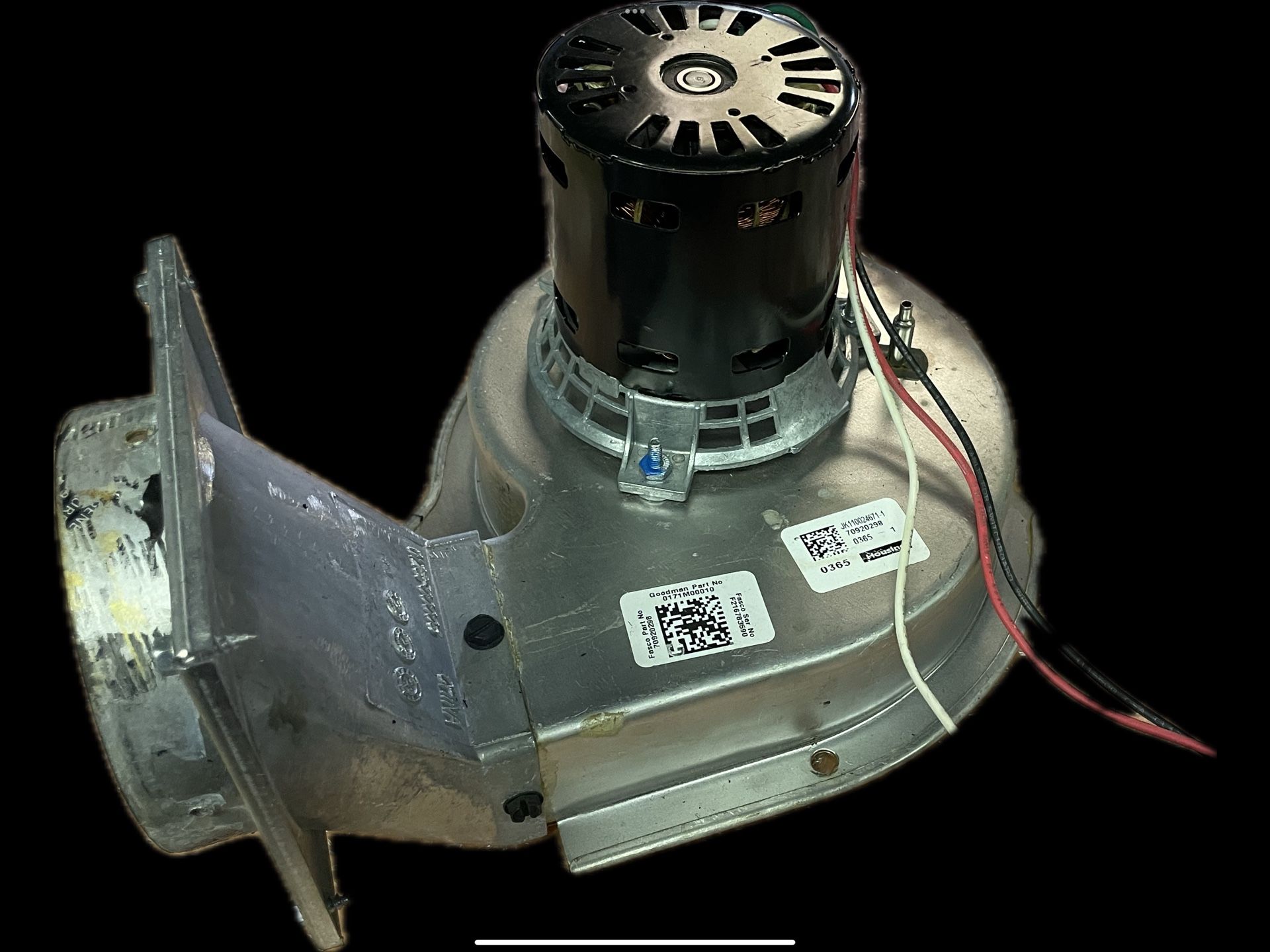 Goodman 017M00010 Inducer Vent Motor Assembly (contact info removed)8 33 110v Used