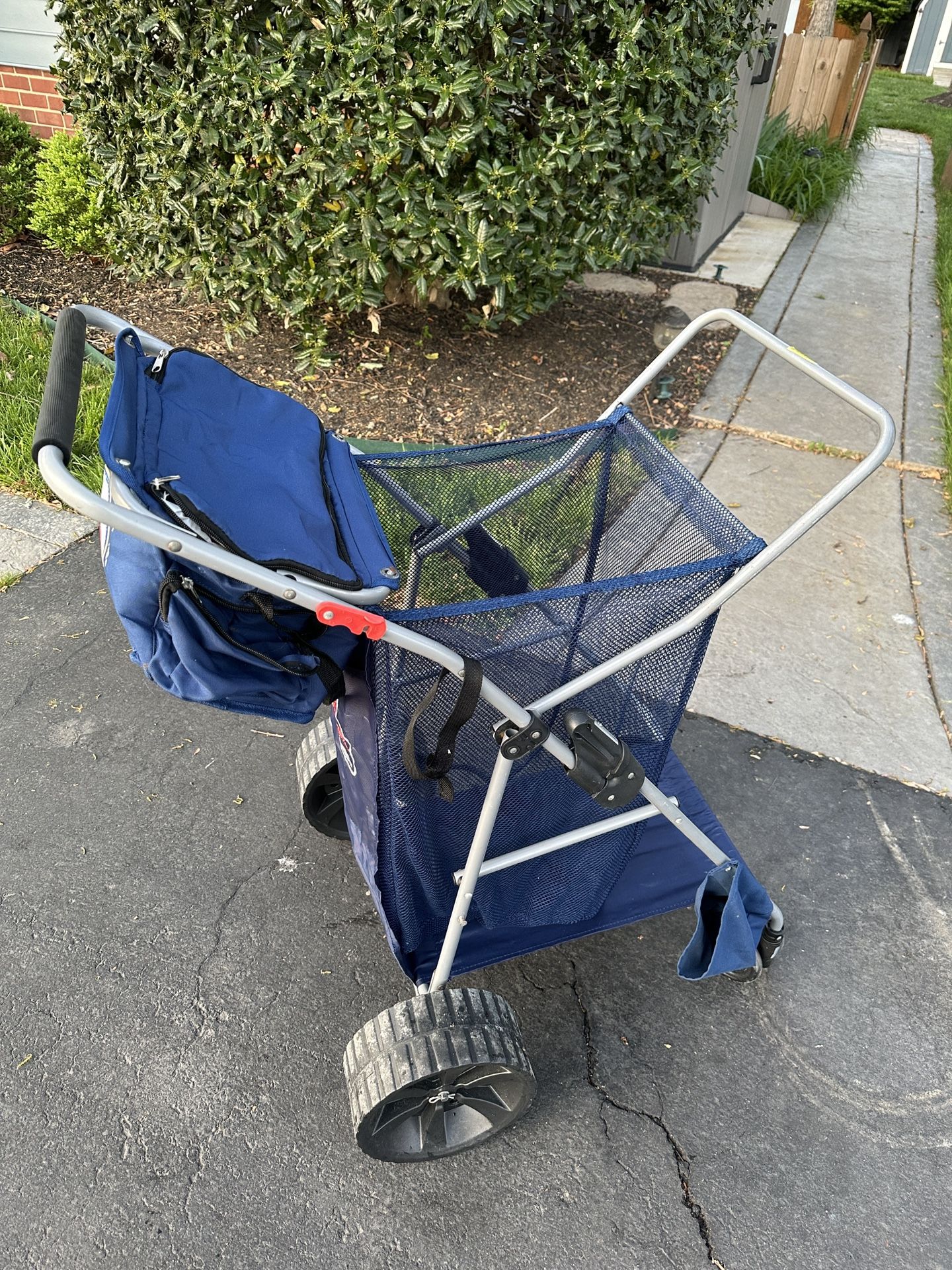 Tommy Bahama Beach Cart