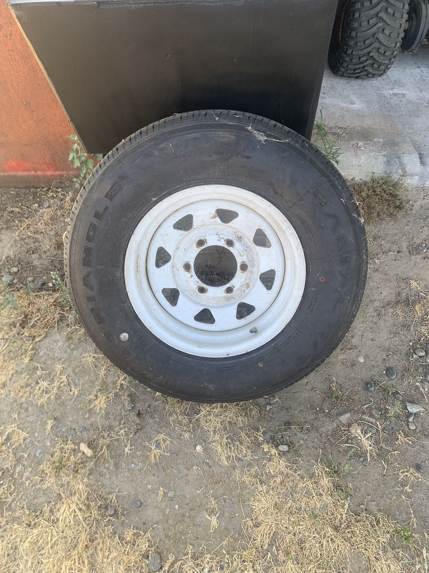 225/75/15 Trailer Tire