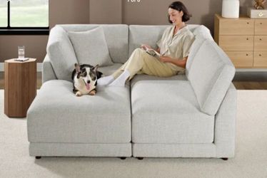 Dayna 4-Piece Modular Sectional Sofa - Retail 1499 - 50 Off