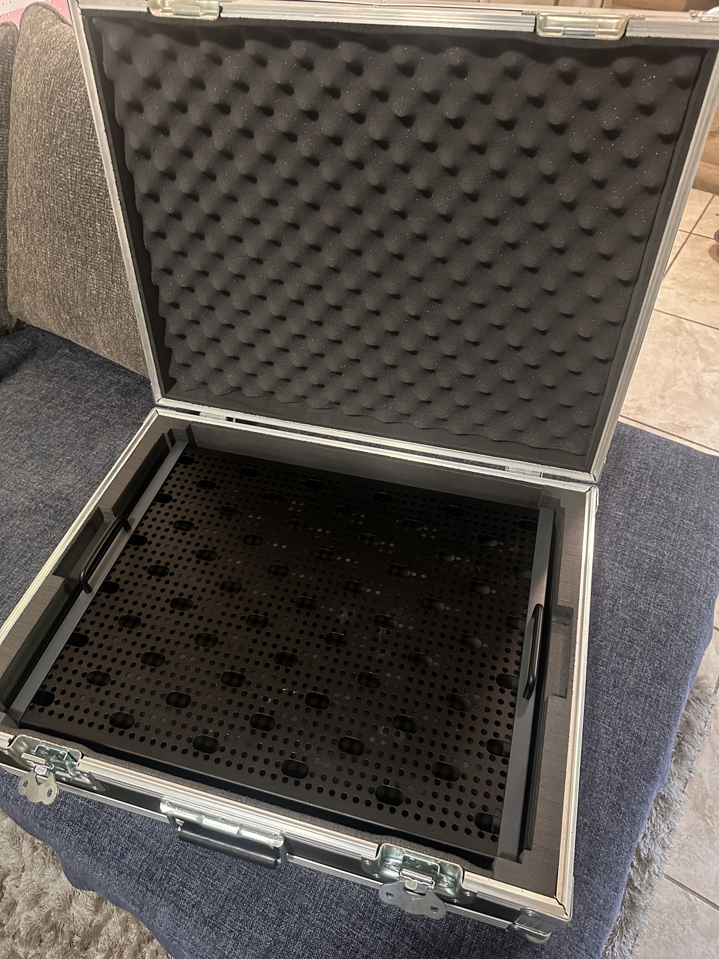 Temple Audio Trio 21 & Flight Case