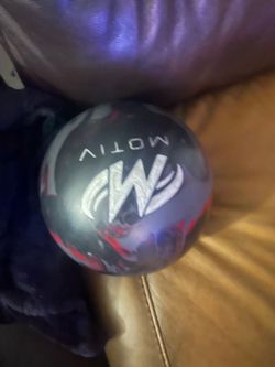 14# Motiv Jackal onyx bowling ball