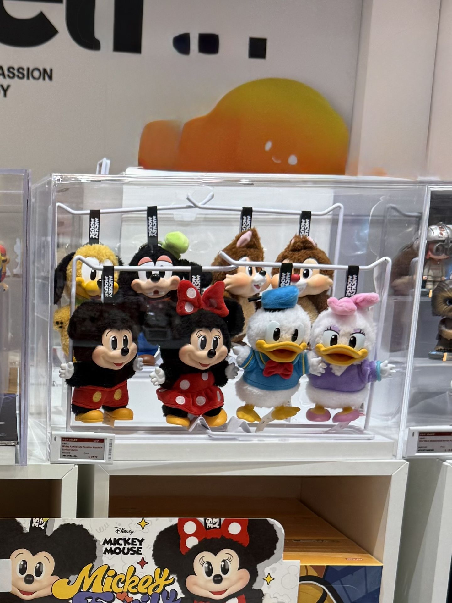Disney Popmart Labubu