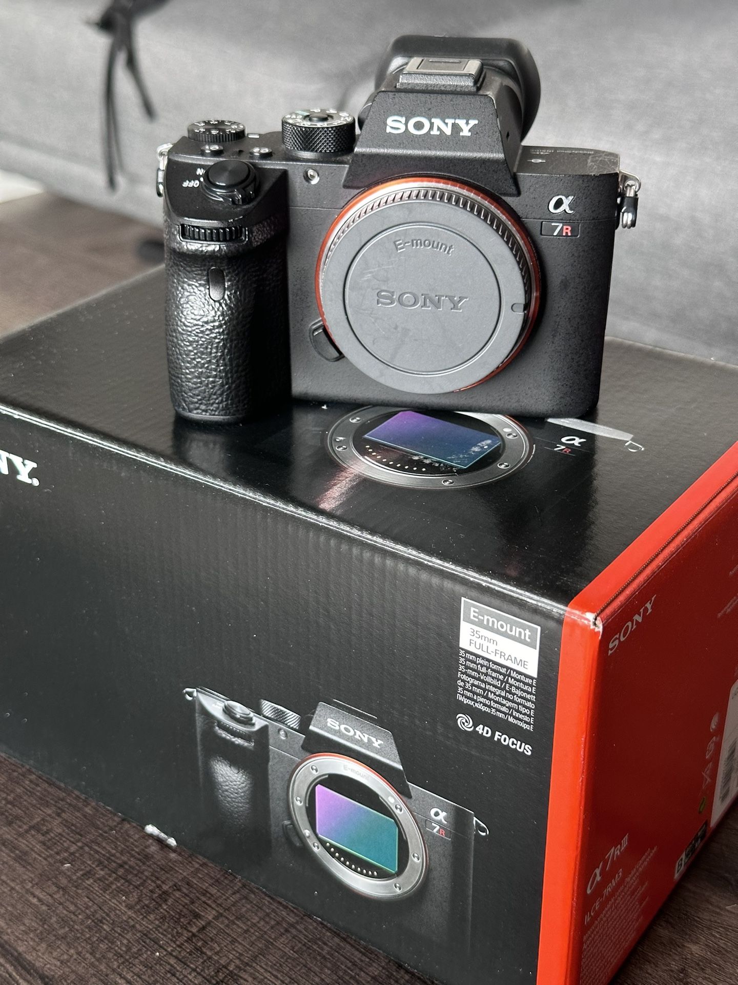 Sony A7rIII 