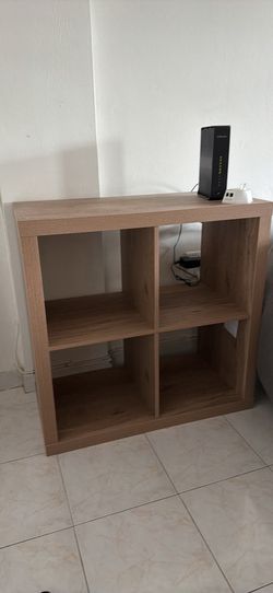 Cabinet / book shelf