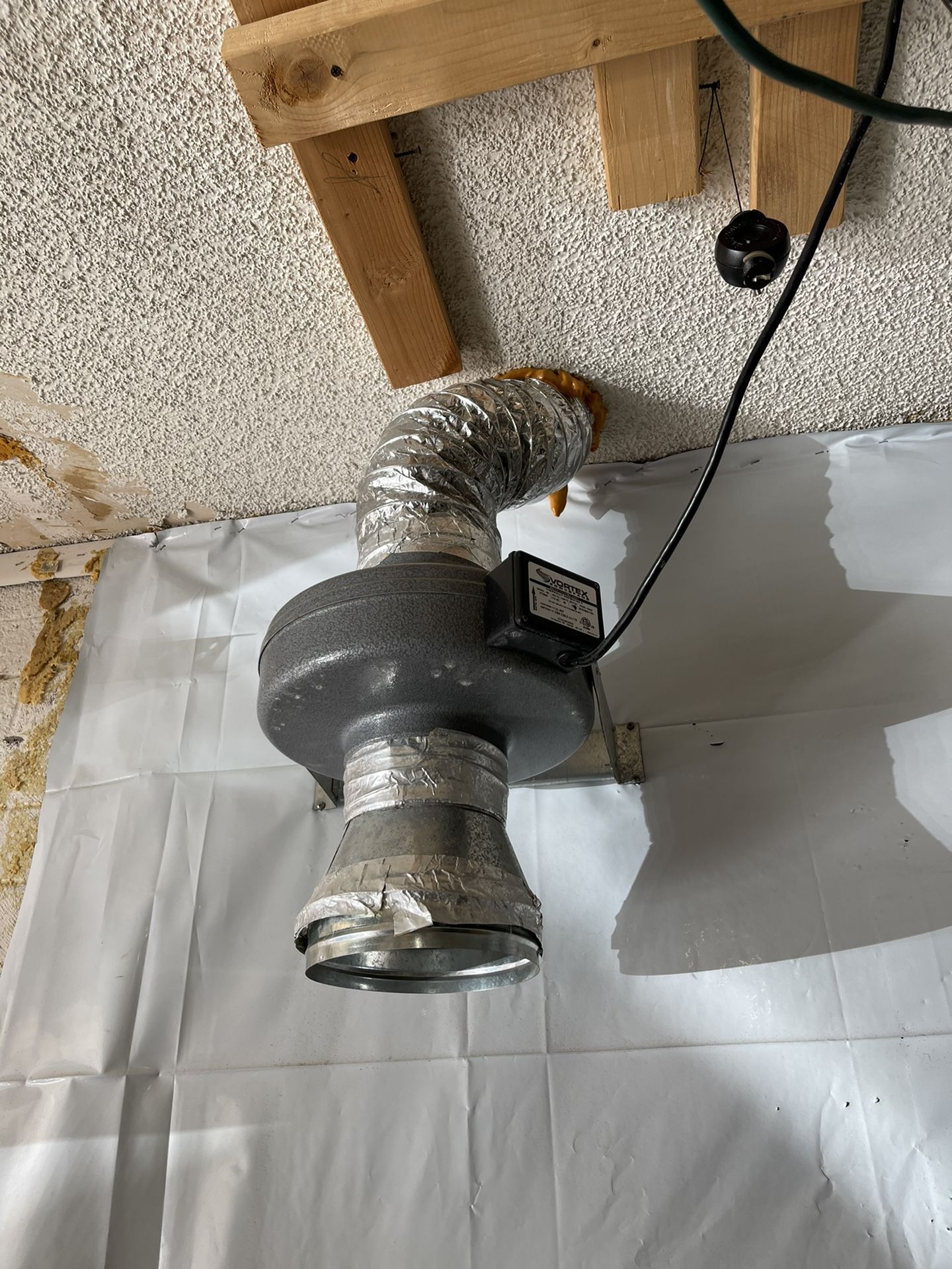 Grow Equipment Vent Fan