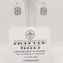 10k White Gold Diamond Earrings