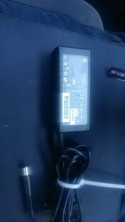 Go laptop original charger $15
