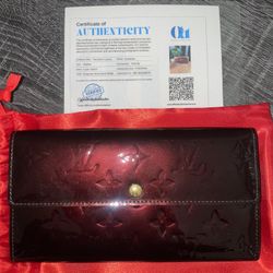 Louis Vuitton Burgundy Vernis Sarah Wallet