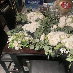 Wedding Decorations Artificial Flowers/sprays Candle Holders And 3 Bins Of Wedding White Roses From Daughters Wedding