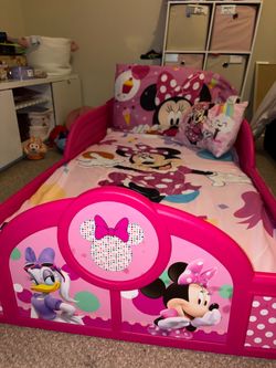 Minnie Toddler Bed