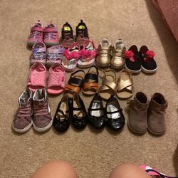 LOT Of Little Girls Toddler Shoes 4-8 (mostly 6)