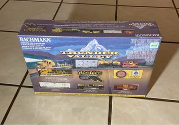 Bachmann Thunder Valley N Scale Electric Train Set