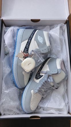 Dior x Air Jordan 1 High Sneakers