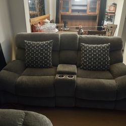 6 PIECE POWER SECTIONAL RECLINERS 