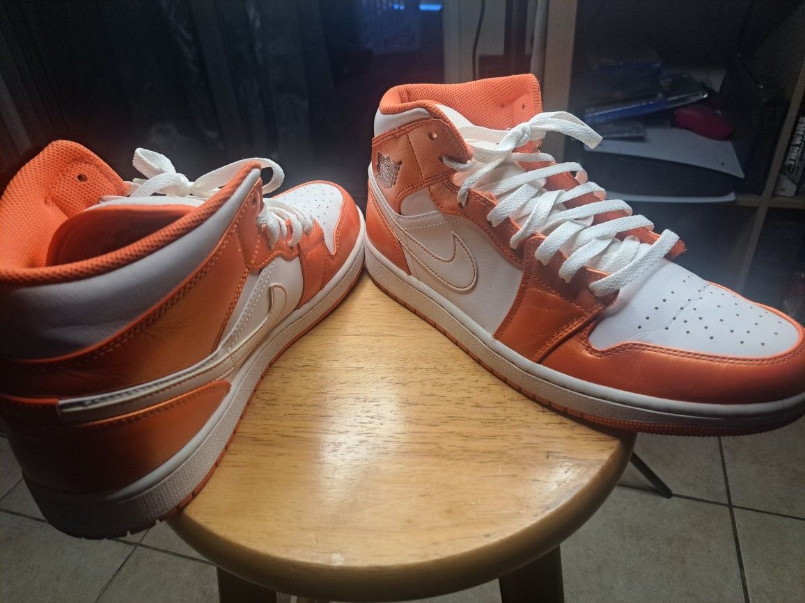 Jordan 1's