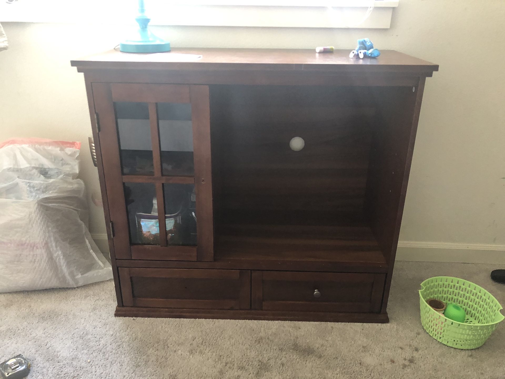 Small tv stand/cabinet