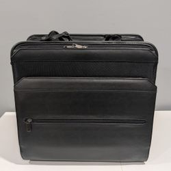 Traveler Business Case: Mobile Roller Case Luggage
