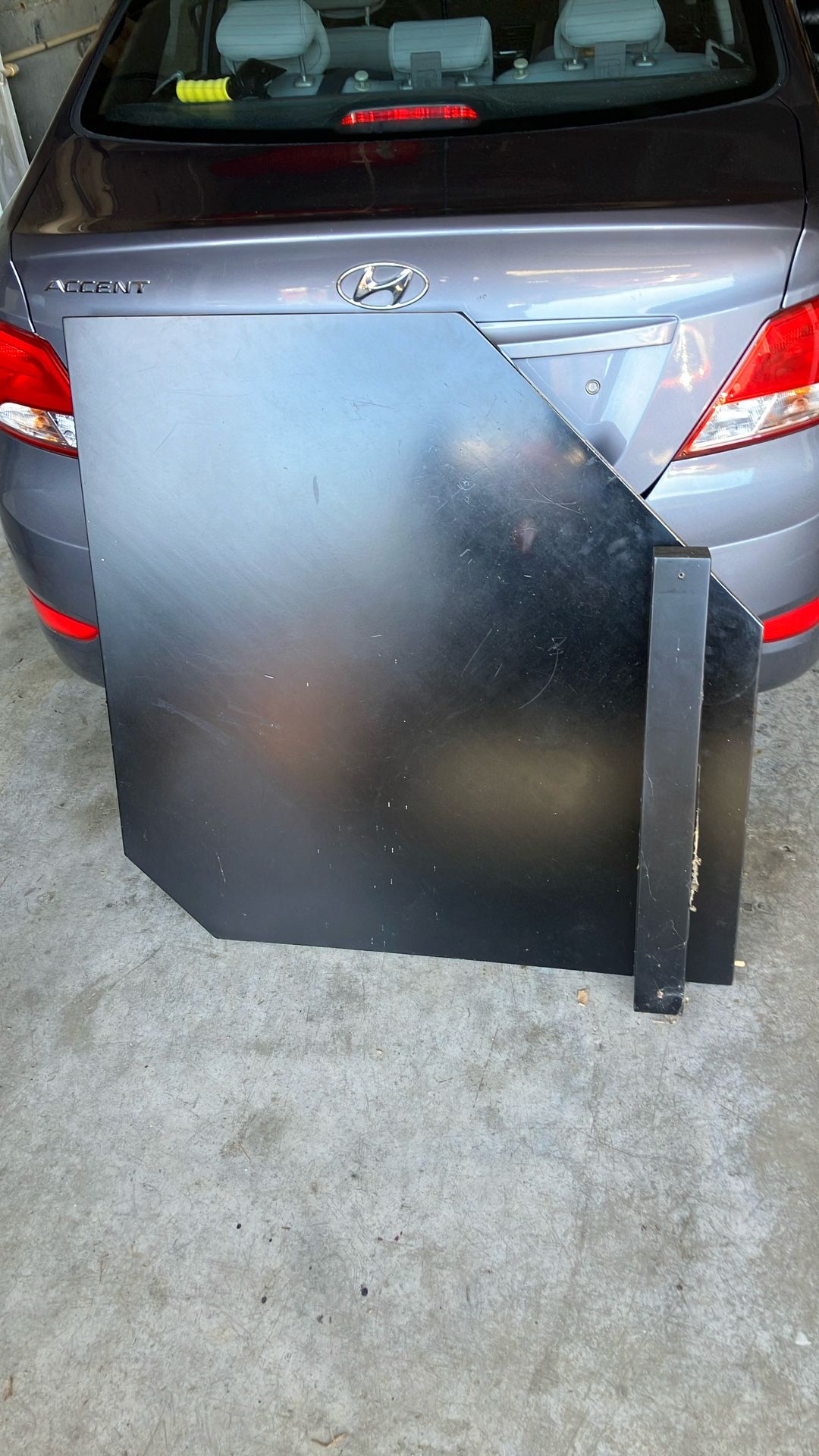 Free Corner Desk w/ Post