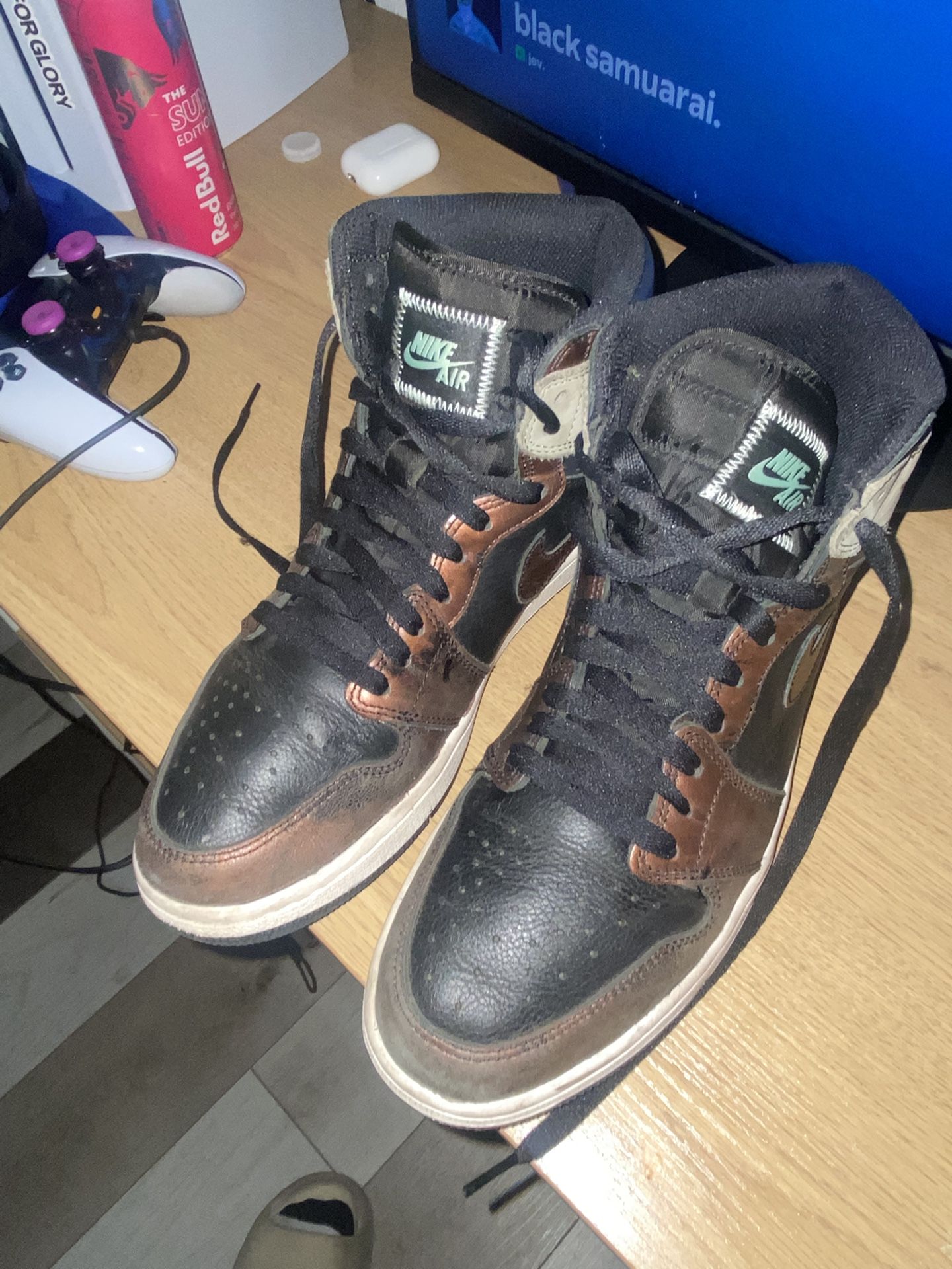 Jordan 1 High Patina 10.5