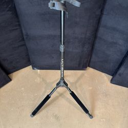 Ultimate Support GS-100+ Genesis Series Plus Guitar Stand