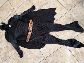 Halloween 👻 costume Basman dult size.large