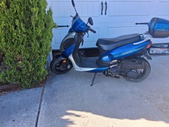 2012 Tao Tao motor scooter