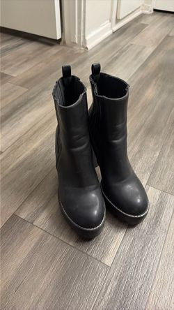 Black Platform Chelsea Ankle Boots