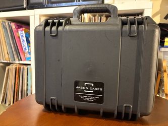 Jason Cases  Hard Case with Laser-Cut Foam for Sony A7s Lens