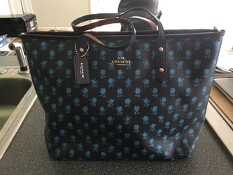 Coach purse