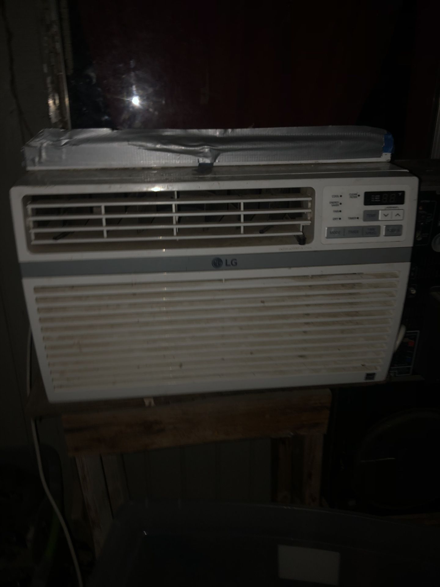 Lg air conditioner