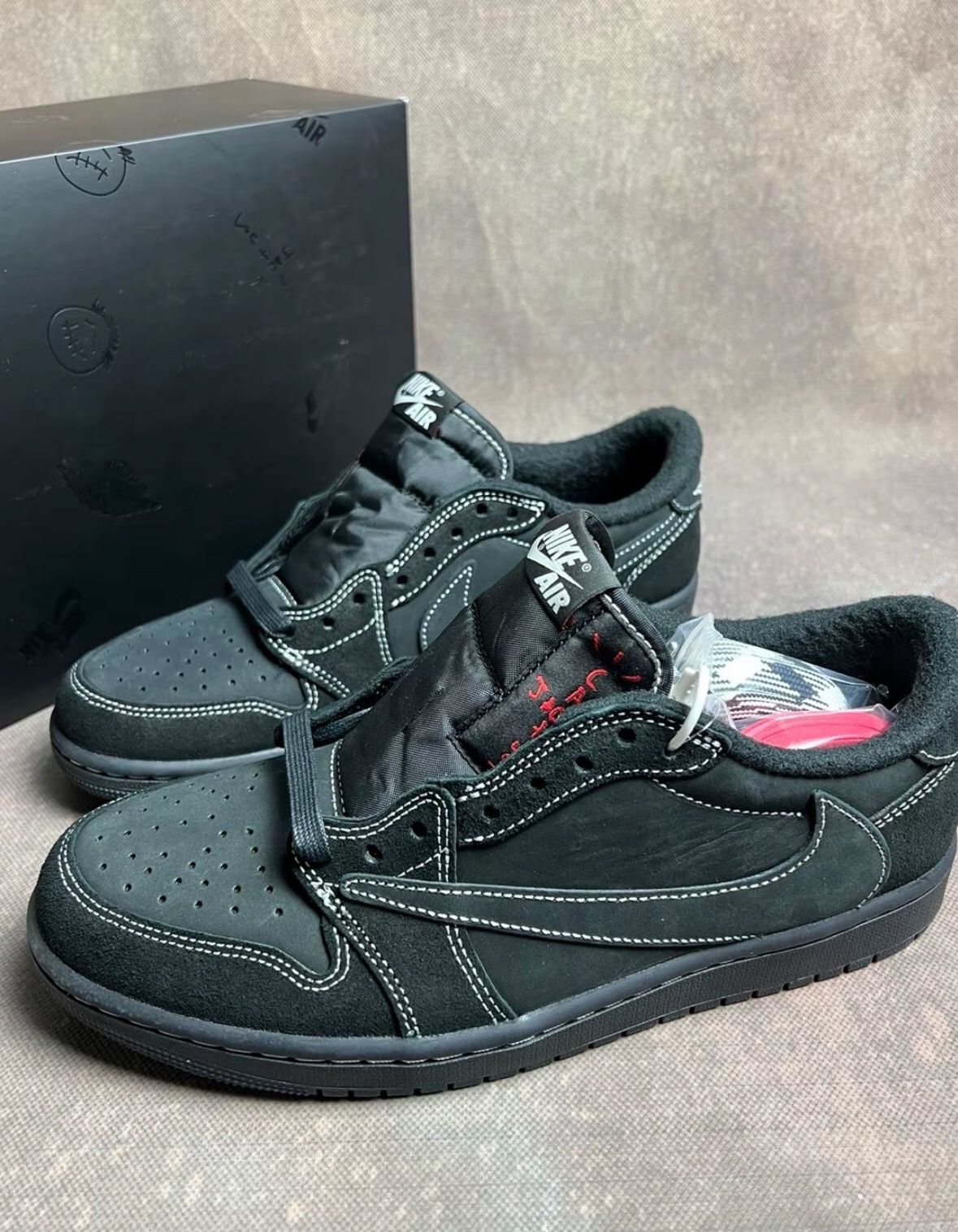 Travis Scott x Jordan Air Jordan 1