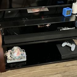 TV Stand With Mount