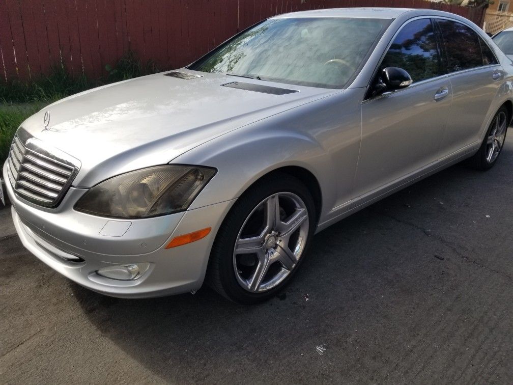 Parting out 08 S550 Parts Only for Sale in San