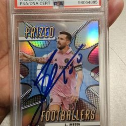 Leo Messi Topps Finest Trading Card 