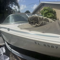 Boat 18ft with trailer
