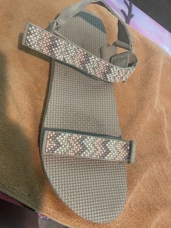 Ladies shoes
