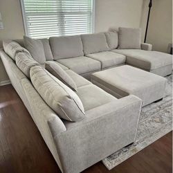 Sectional Sofa 